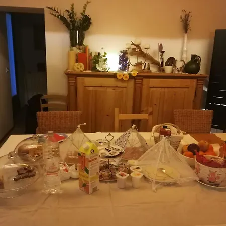 特雷比住宿加早餐旅馆 住宿加早餐酒店 Pederobba