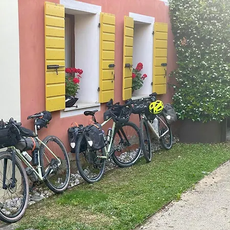 فندق مبيت وإفطار Terre Di Bea 4*